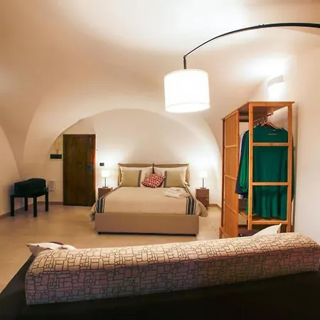 Domus Midi - Nel Centro Della Citta * Bari