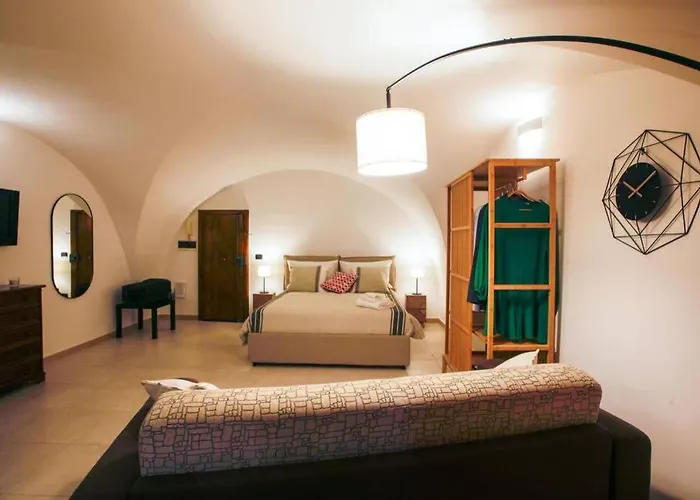 Domus Midi - Nel Centro Della Citta * Бари